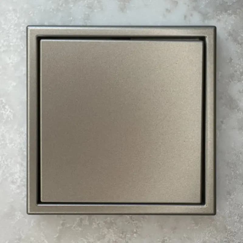 ArtGallery 1-постовая РАМКА IP44, ШАМПАНЬ