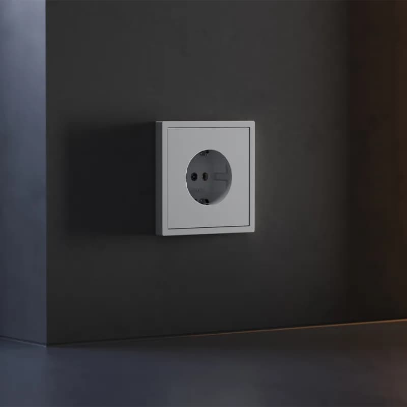 Накладка для розетки с заземлением, S70 (серый)