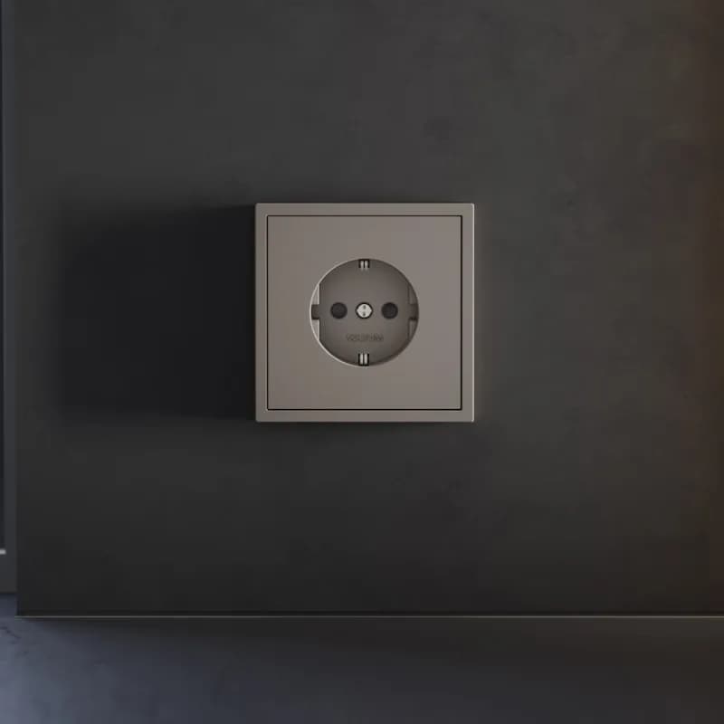 Накладка для розетки с заземлением и защитными шторками, S70 (капучино)