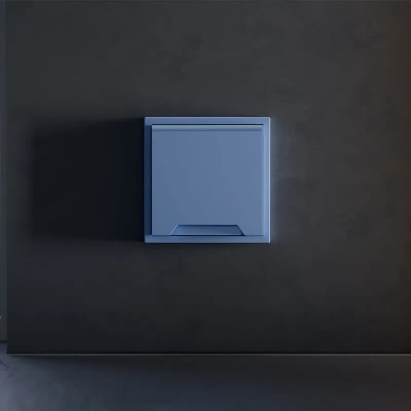 Накладка для розетки с заземлением, защитными шторками и крышкой, S70 (деним)