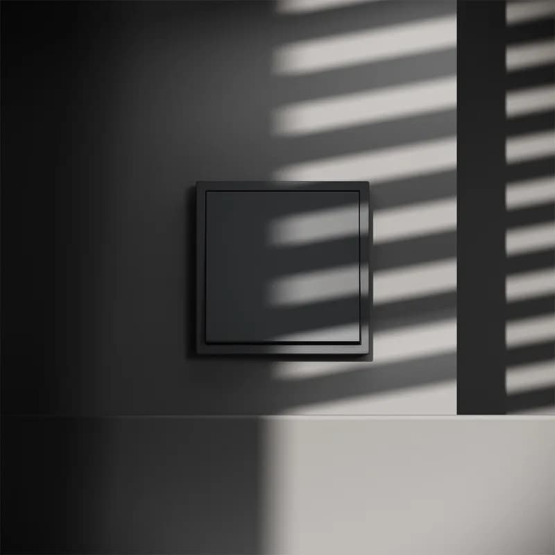 Перекрестный переключатель встраиваемый VOLTUM S70 одноклавишный 10А, (графит)