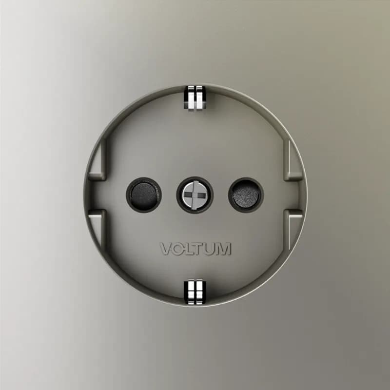 Розетка встраиваемая VOLTUM S70 с заземлением и защитными шторками, 16А, (шелк)