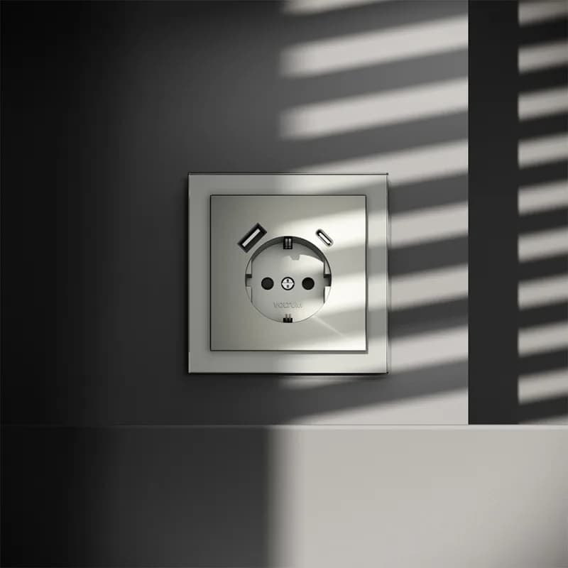 Розетка встраиваемая VOLTUM S70 с заземлением и защитными шторками, 16А, с USB, A+С, (сталь)