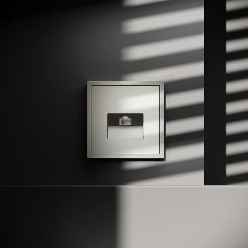 Розетка компьютерная встраиваемая VOLTUM S70 RJ45 кат.6, (шелк)