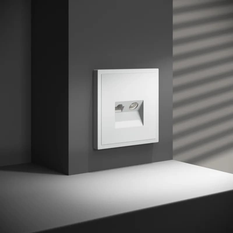 Розетка телевизионная встраиваемая VOLTUM S70 TV+RJ45 кат. 6, (белый матовый)