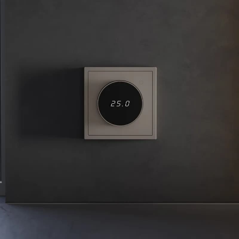 Терморегулятор электронный VOLTUM S70 с индикацией и датчиком, для теплого пола, (капучино)