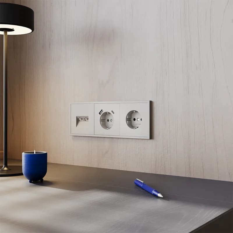 Рамка пластиковая VOLTUM S70 на 3 поста, (кашемир)