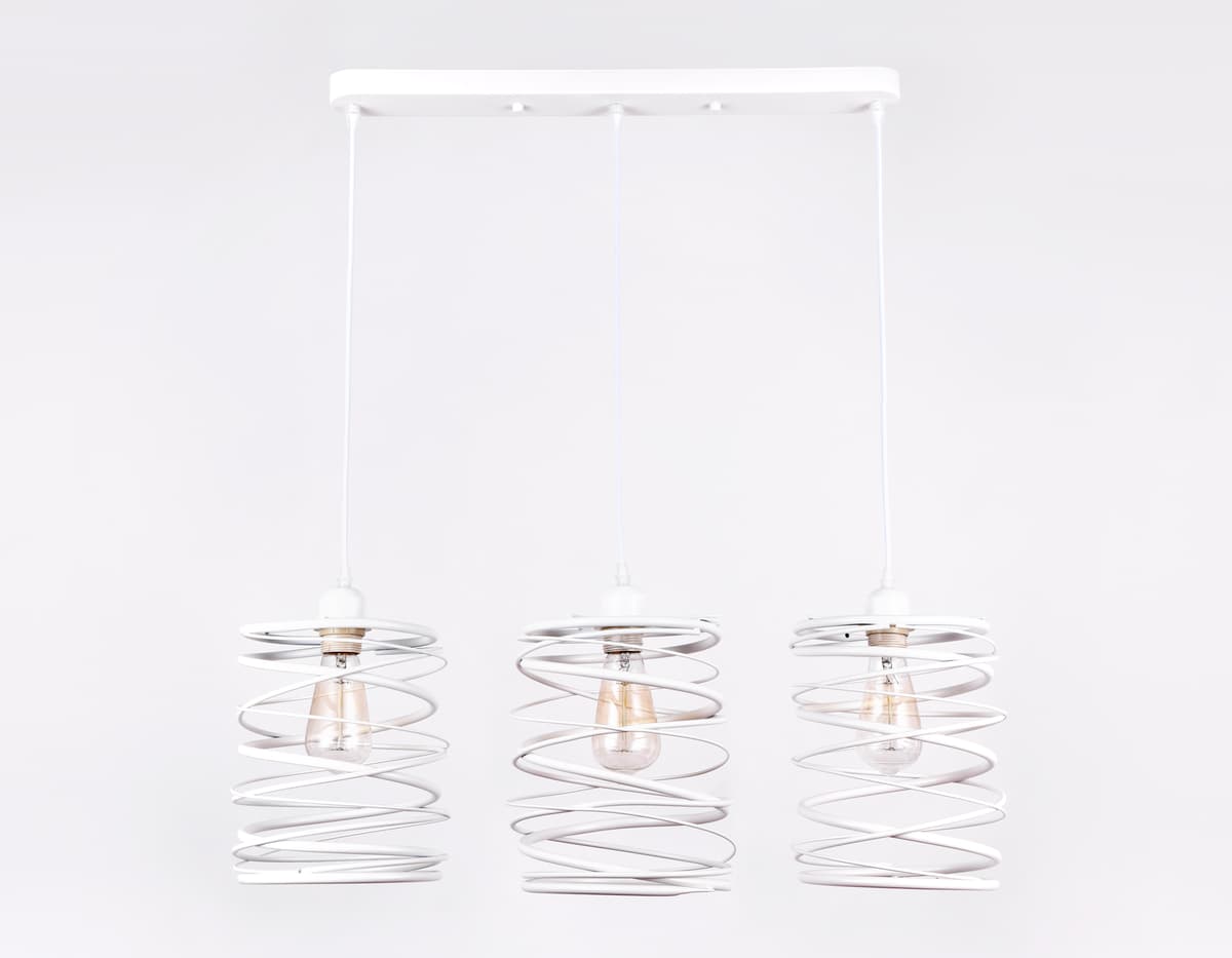 TR8402/3 WH белый E27/3 max 60W 740*210*730