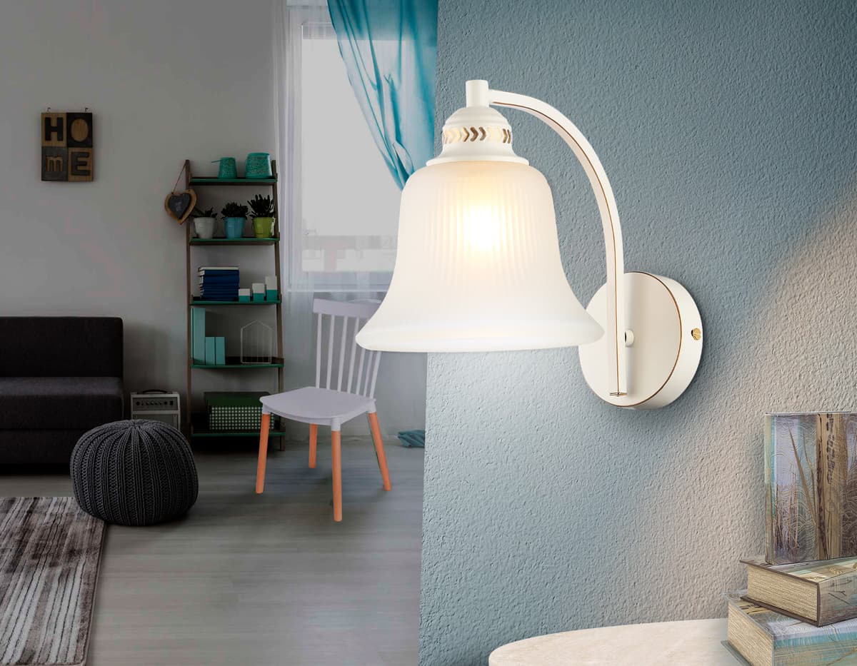 TR3052 WH/GD/FR белый/золото/белый матовый E27 max 40W 225*163*265