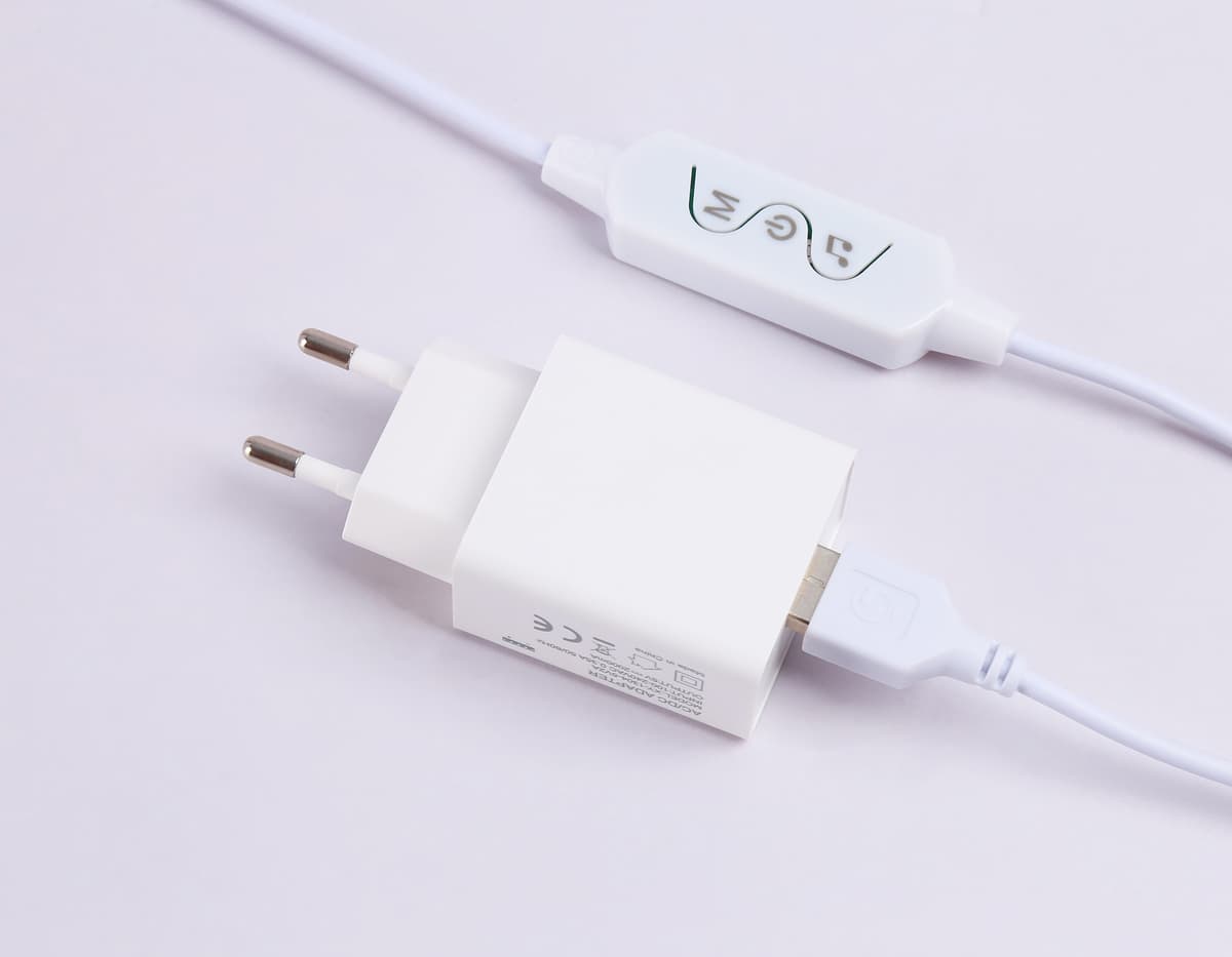 FL8025 WH белый LED 20W RGB D32*1650 (ПДУ РАДИО 2.4G)