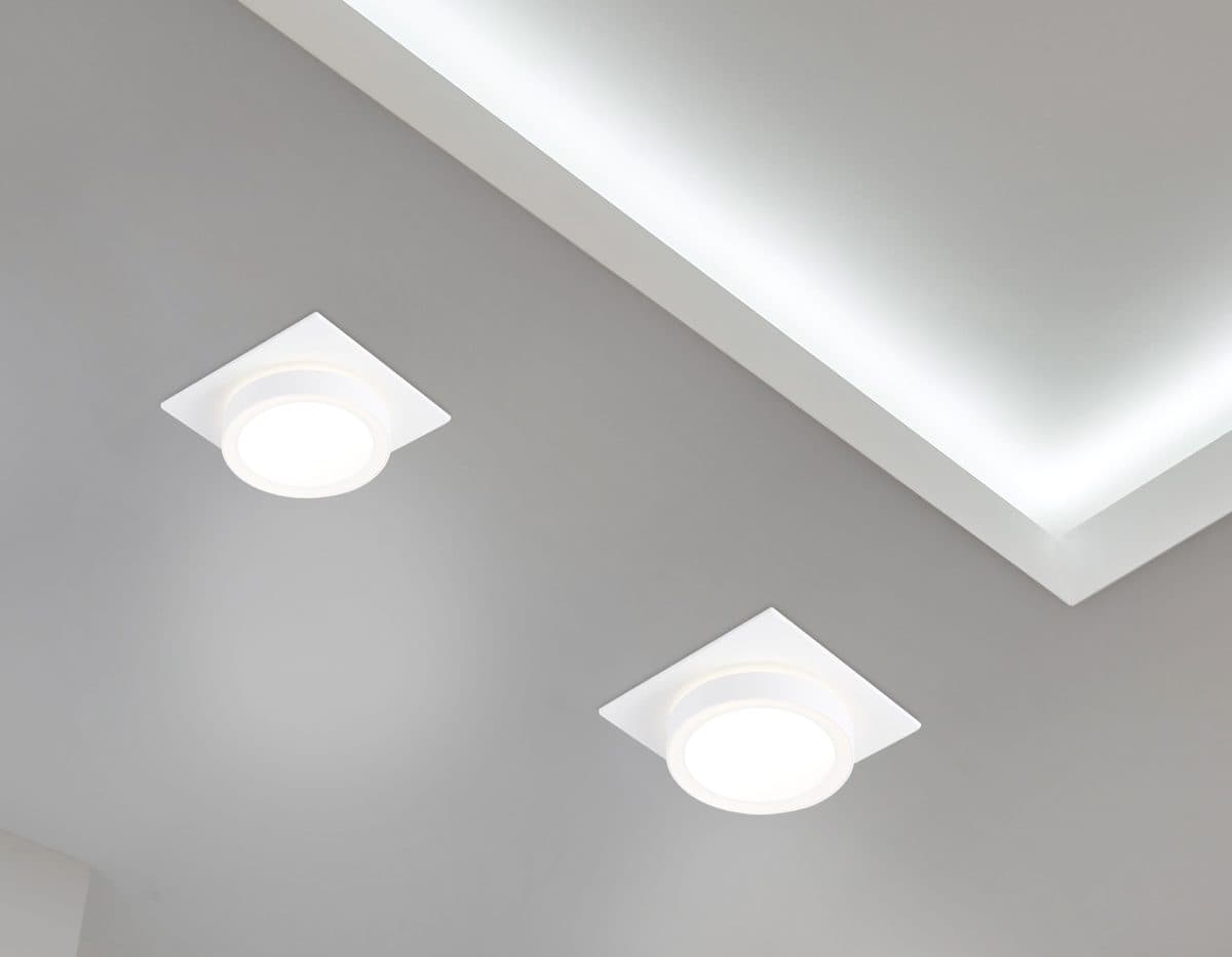 TN52421 WH/FR белый/белый матовый GX53 max 12W 105*105*45