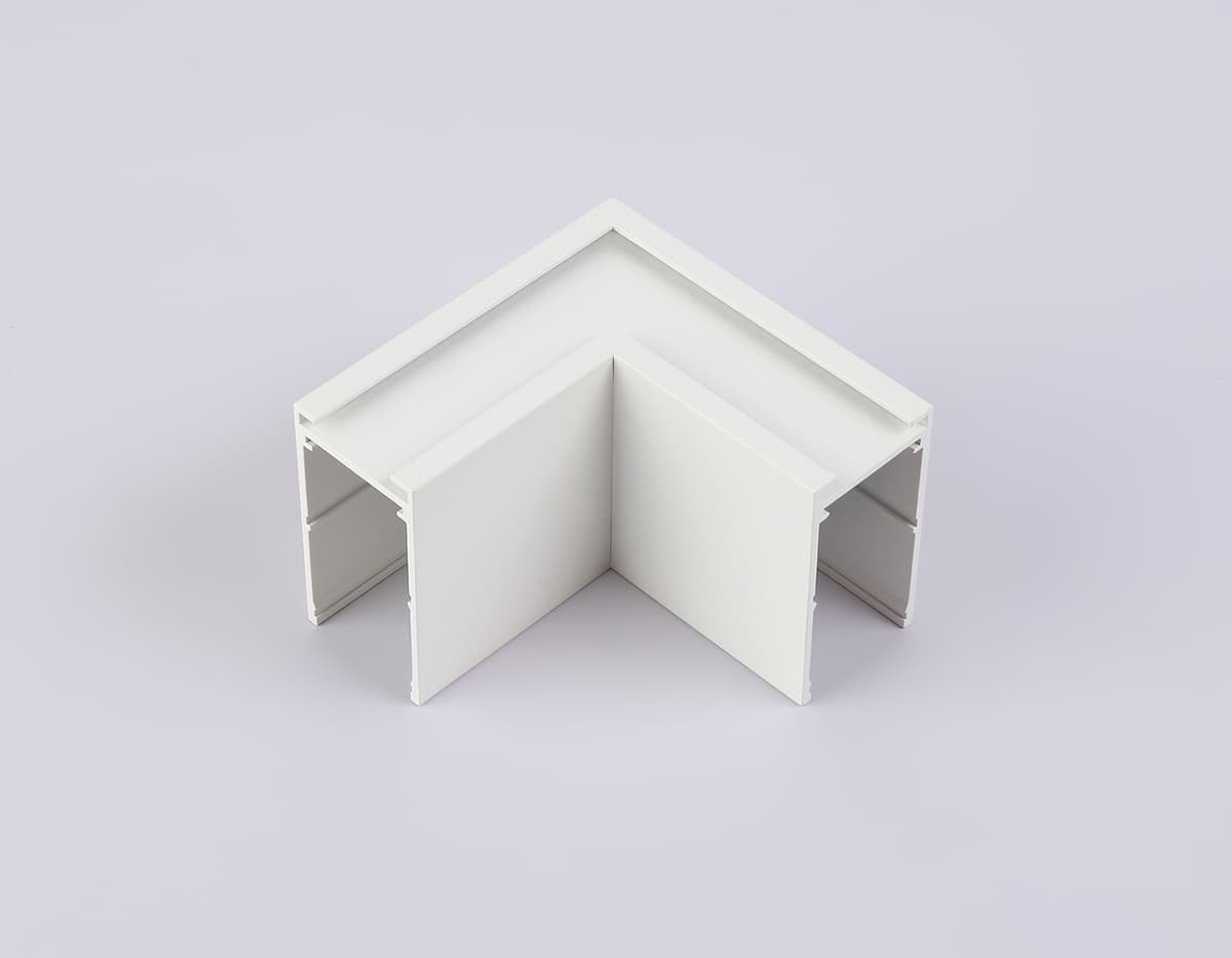 GL1031 WH белый коннектор угловой для накладного шинопровода Magnetic 220V 80*80*52