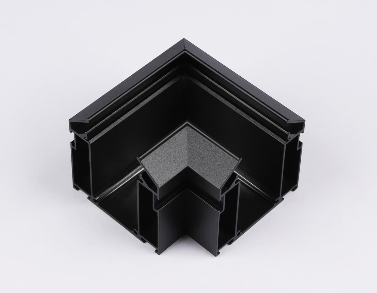 GL1043 BK черный коннектор угловой для корпуса в натяжной потолок Magnetic 220V 100*100*61