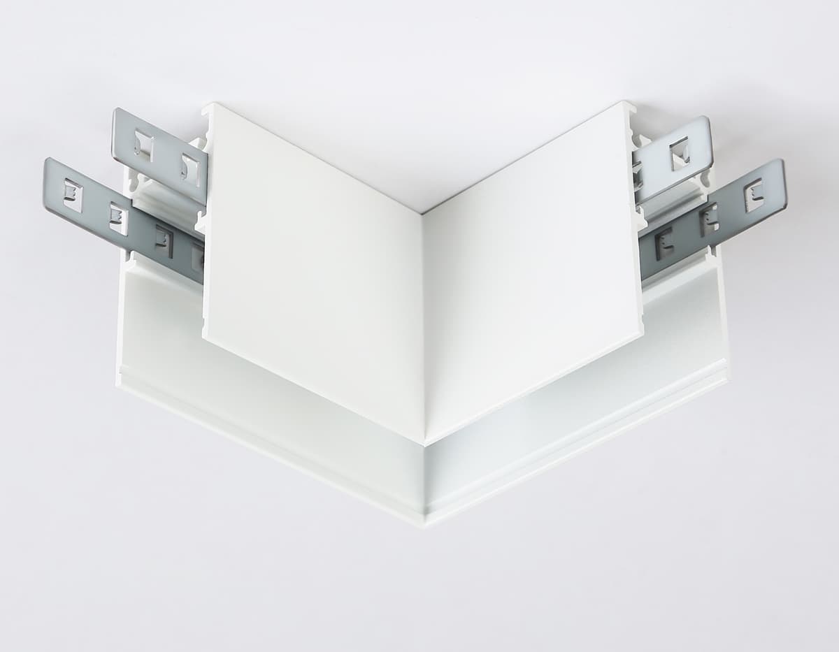 GL3369 WH белый коннектор угловой для накладного шинопровода 85*85*H53.7
