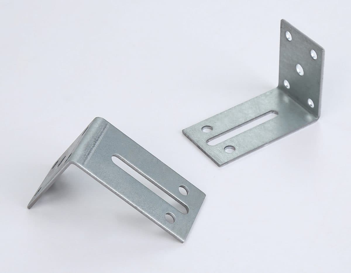 GL3620 уголок монтажный регулируемый для корпуса в натяжной потолок 60*22*40 (2шт)