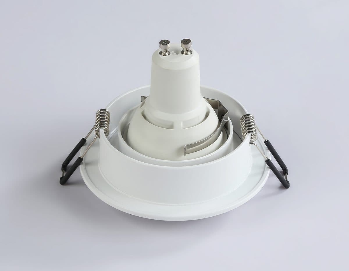 A8920 WH белый MR16 GU5.3 D92*24