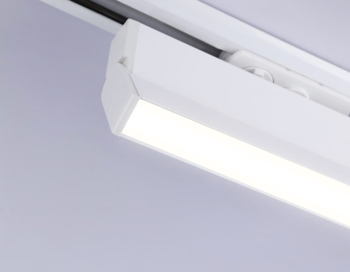GL6806 WH белый LED 12W 4200K 230*22*87