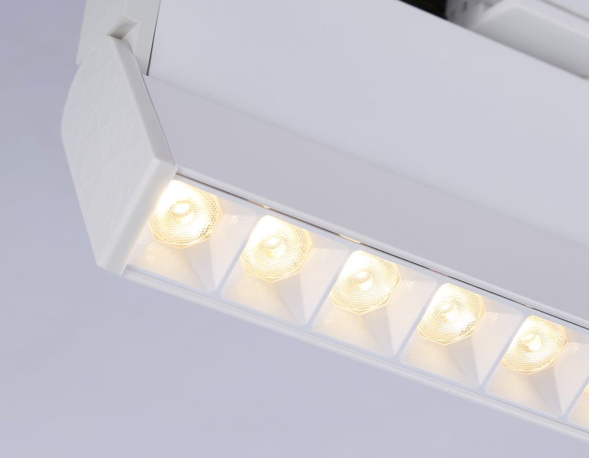 GL6815 WH белый LED 12W 3000K 24° 230*22*87
