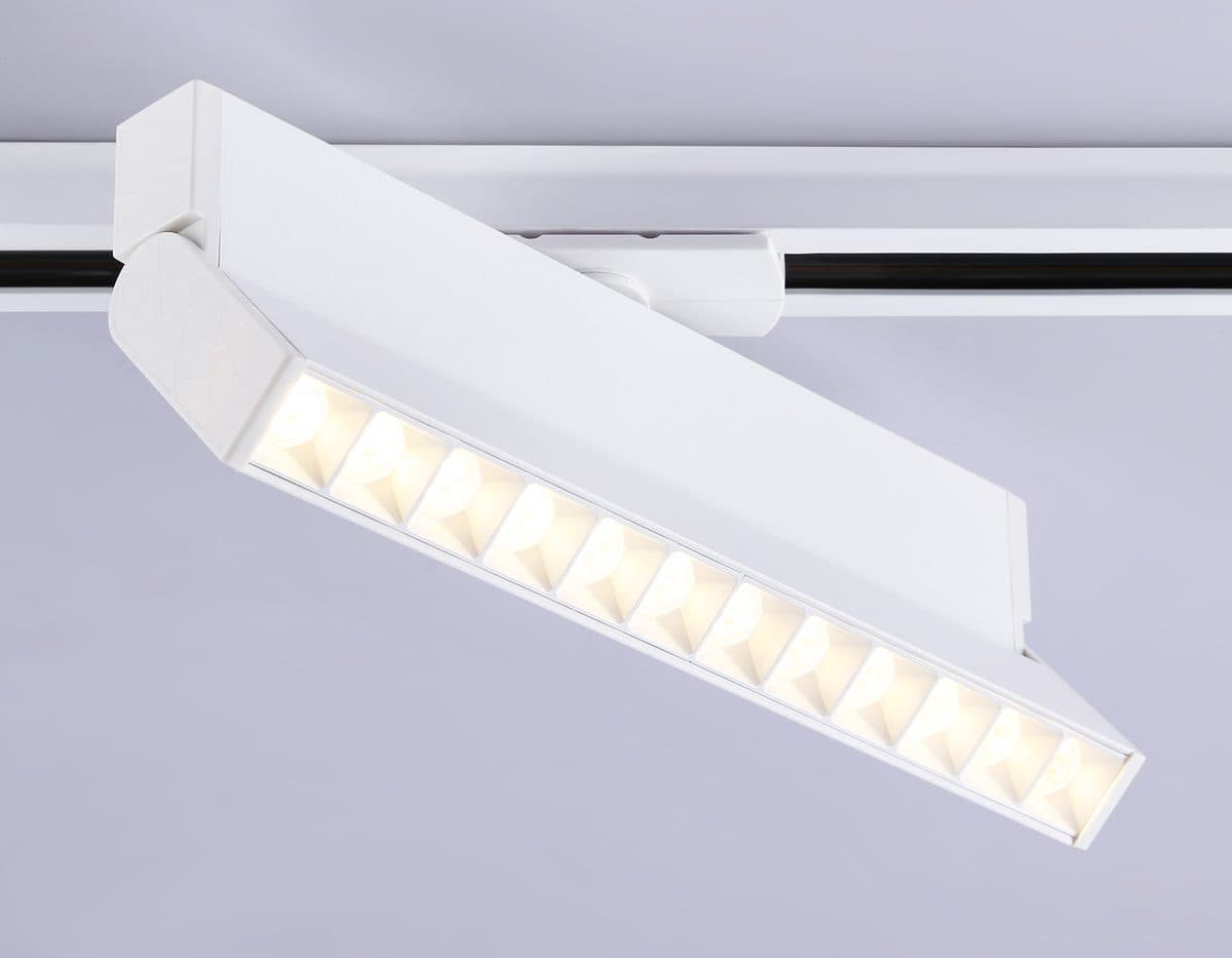 GL6815 WH белый LED 12W 3000K 24° 230*22*87