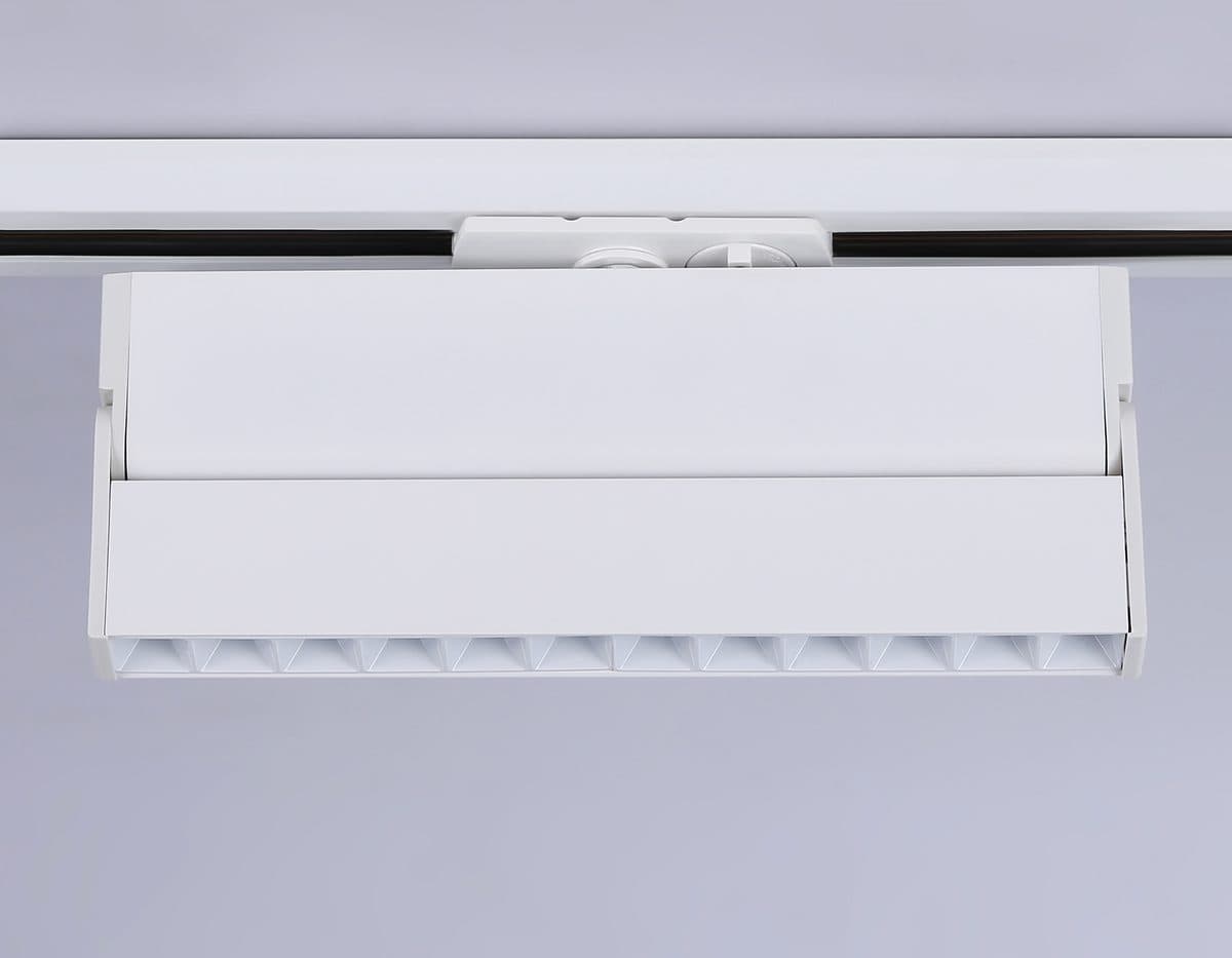 GL6815 WH белый LED 12W 3000K 24° 230*22*87