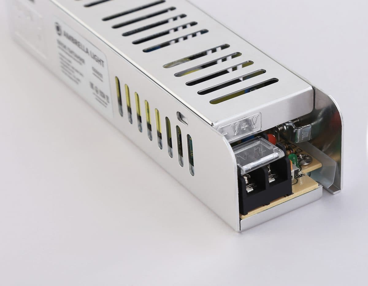 GS8651 блок питания 12V 60W 5A IP20 185-260V EMC 160*40*32