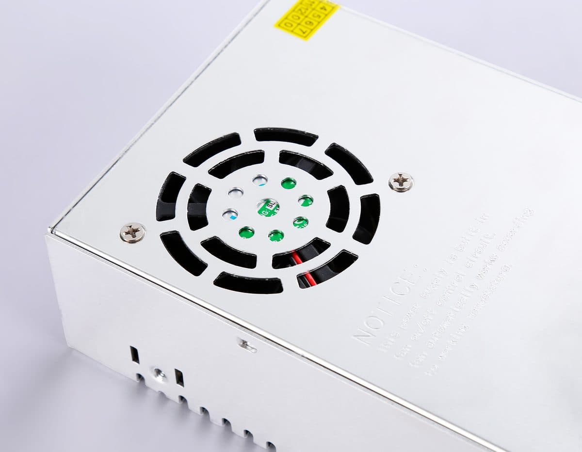 GS9552 блок питания 12V 400W 33.3A IP20 90-260V 215*115*50