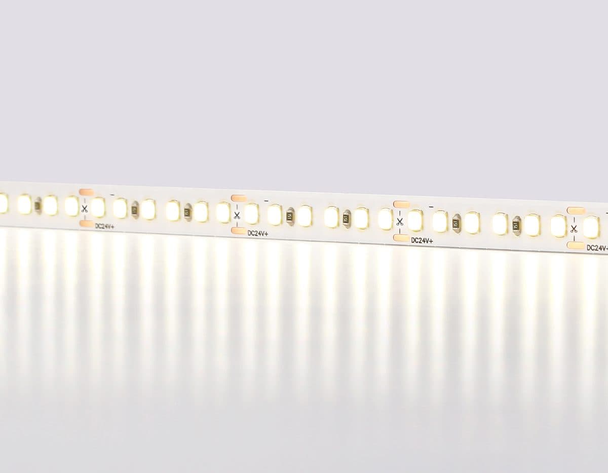 GS3202 2835 180Led/ 14.4W m/ 24V IP20 4500K/ 5000*8*1.2mm (2 конт.)