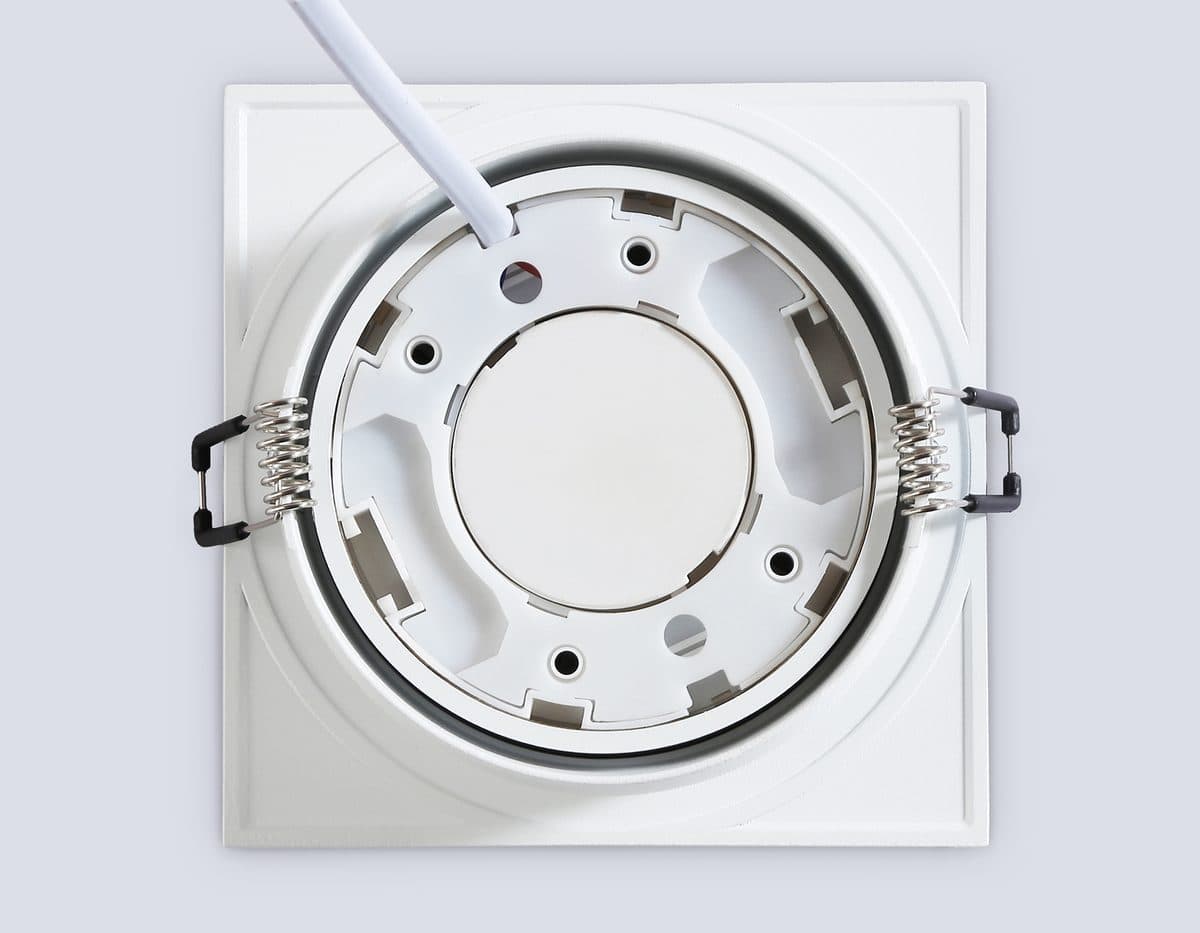 TN52232 WH белый IP20 GX53 110*110*44