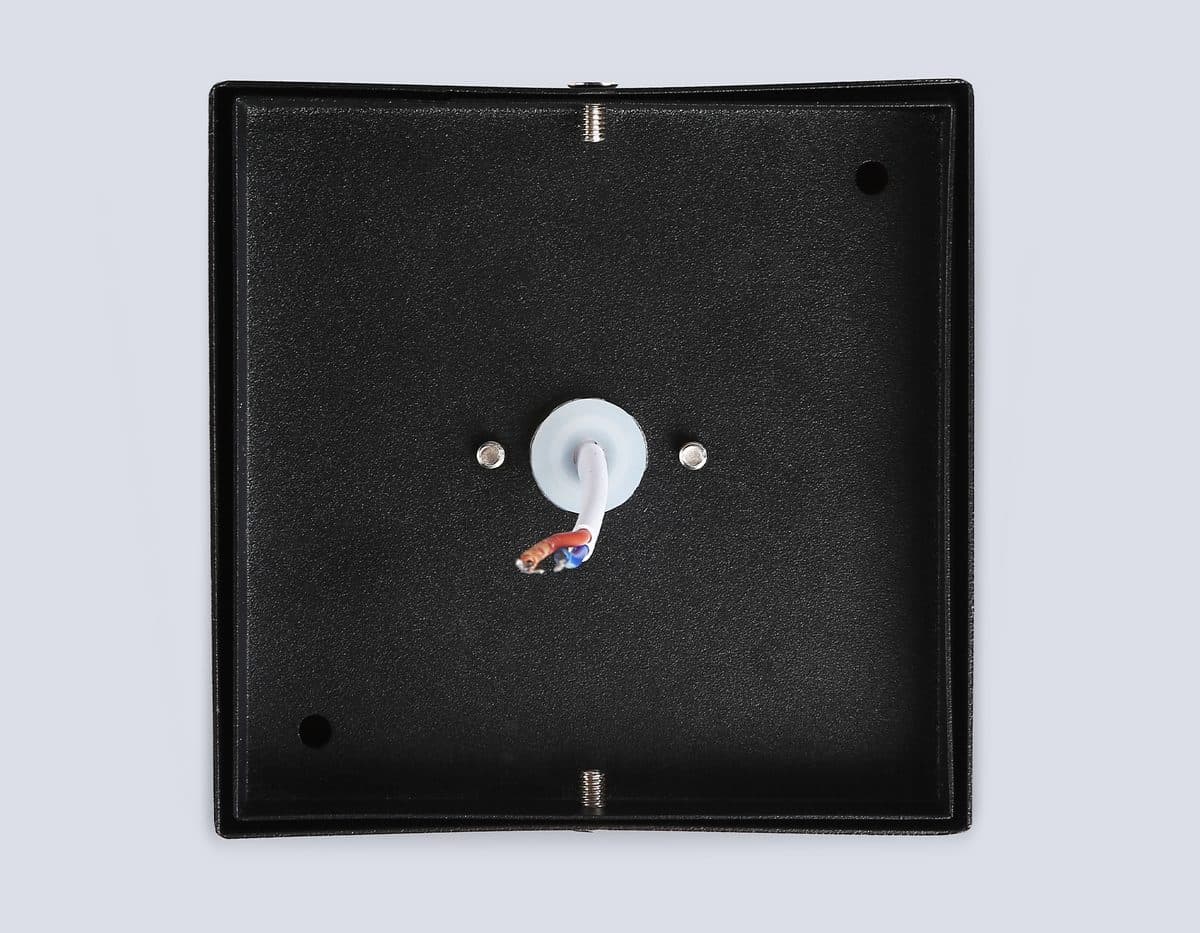 TN6532 BK черный IP44 GX53 100*100*80