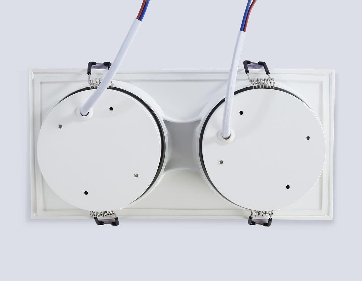 TN6659/2 WH белый IP44 GX53/2 220*110*48