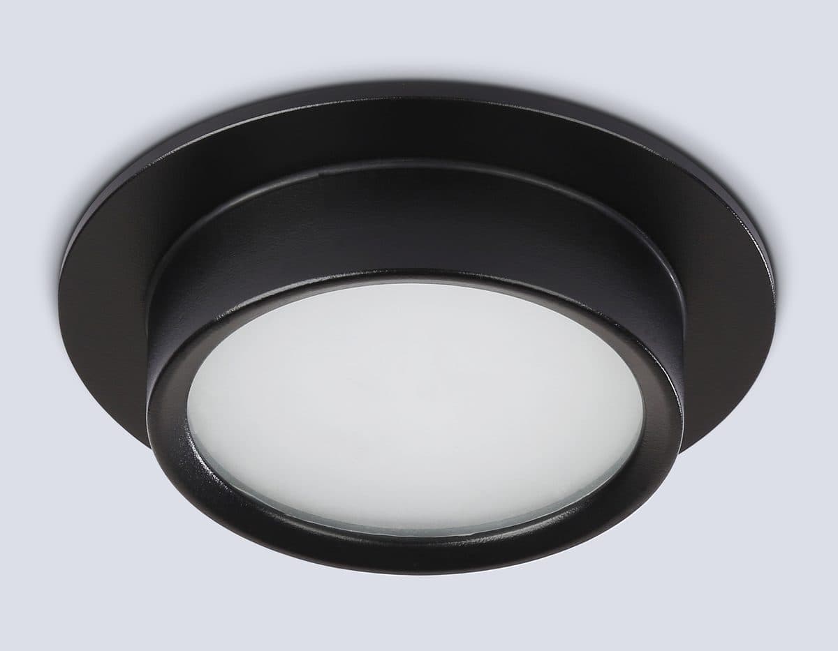 TN6735 BK черный IP44 GX53 D110*57