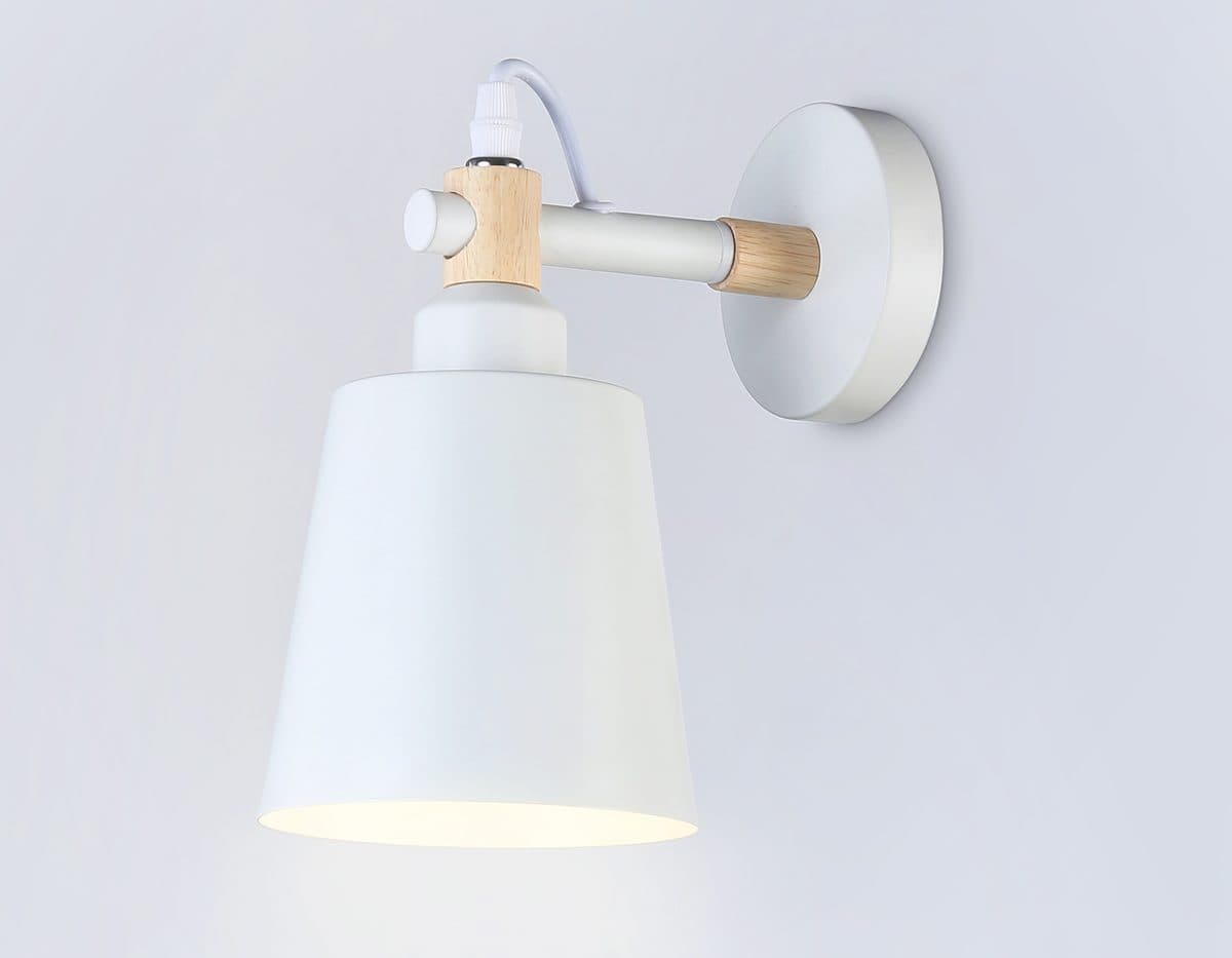 TR82212 WH/LW белый/светлое дерево E27 max 40W 230*130*190