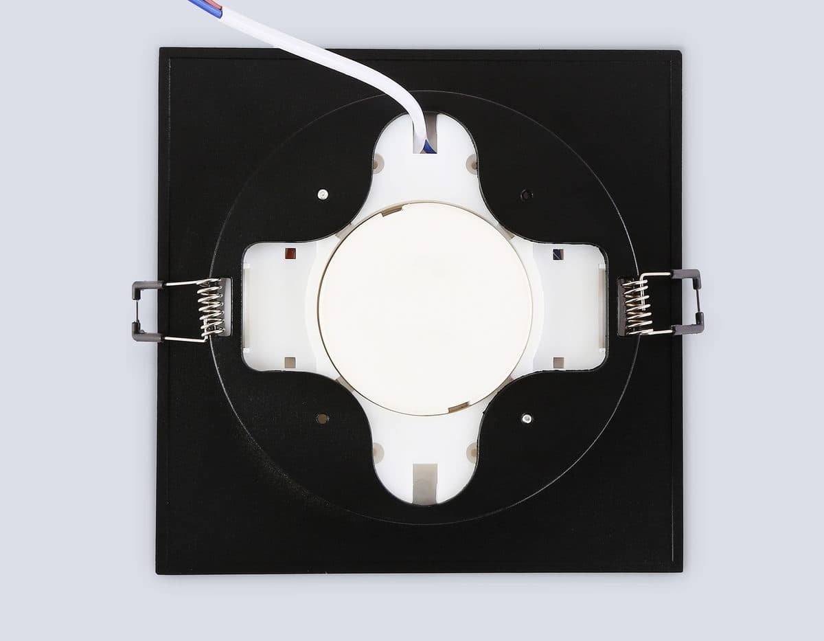 TU5230 BK черный IP20 GX70 D150*150*52