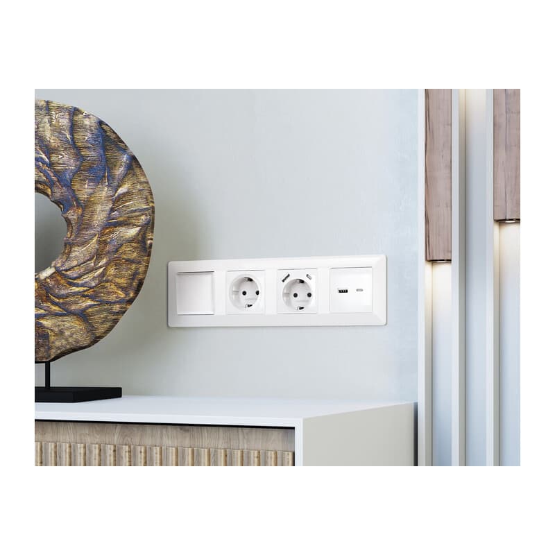 Рамка ALFA Line (Белый глянец) 3-ая