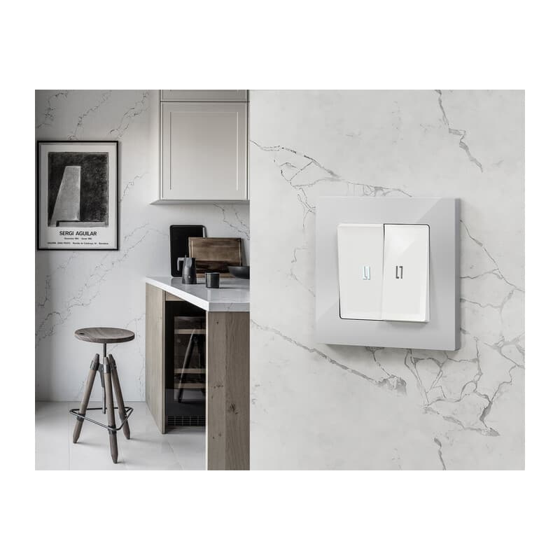 Комплект механизма 2-кл выключателя с подсветкой 5600K ALFA Белый глянец QUANT (AP1040, VM115, G14W)