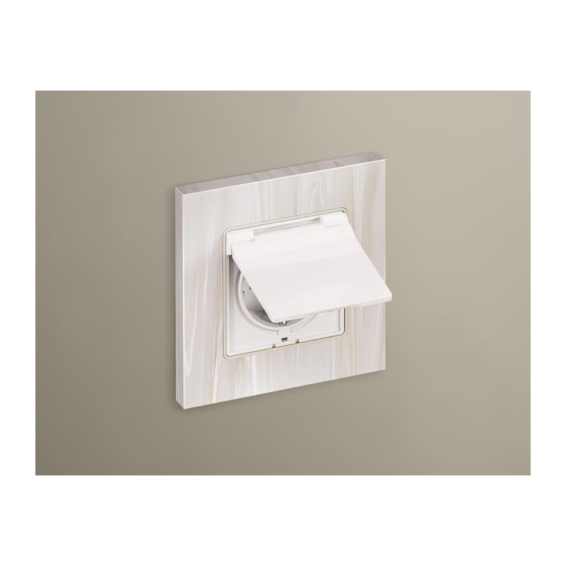 Комплект механизма электрической розетки ALFA Белый глянец с/з с шторками и крышкой IP44 QUANT (AP1080, VM141)