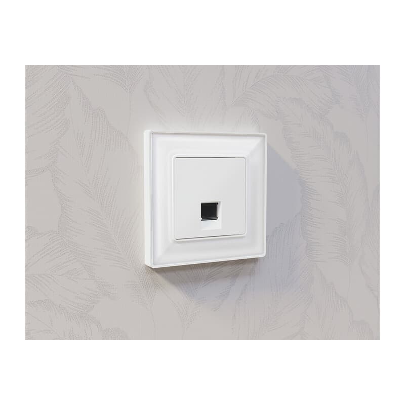 Комплект механизма компьютерной розетки RJ-45 экранированной с автоматической защитной шторкой ALFA Белый матовый QUANT (AP1320, VM185)