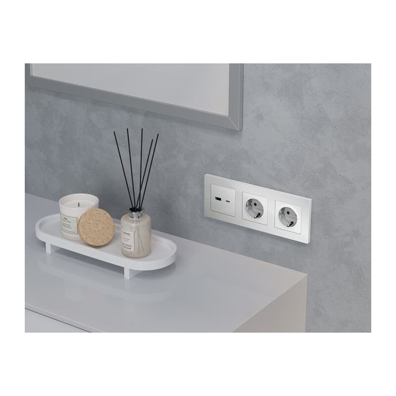 Комплект механизма электрической розетки ALFA Серебро глянец с/з на винтовых зажимах QUANT (AP4060, VM141)