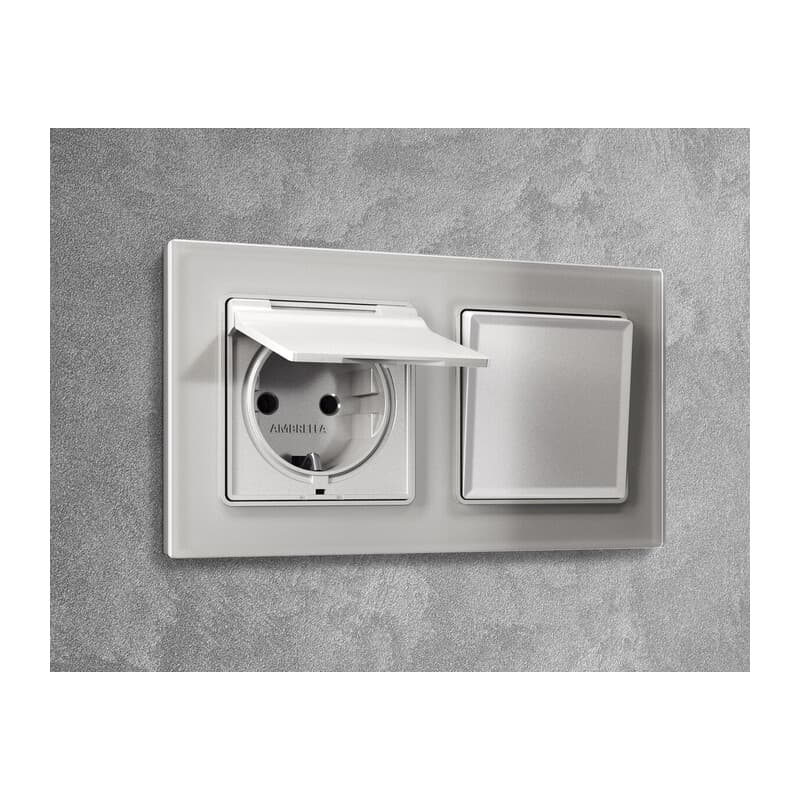 Комплект механизма электрической розетки ALFA Серебро глянец с/з с шторками и крышкой IP44 QUANT (AP4080, VM141)