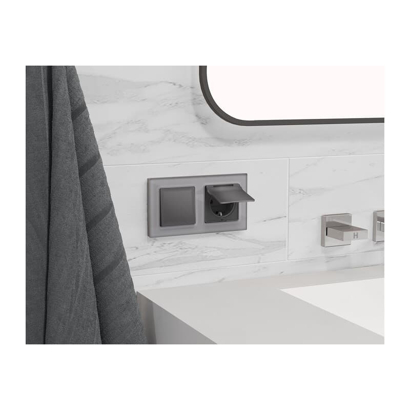 Комплект механизма электрической розетки ALFA Антрацит серый с/з с шторками и крышкой IP44 QUANT (AP6580, VM141)