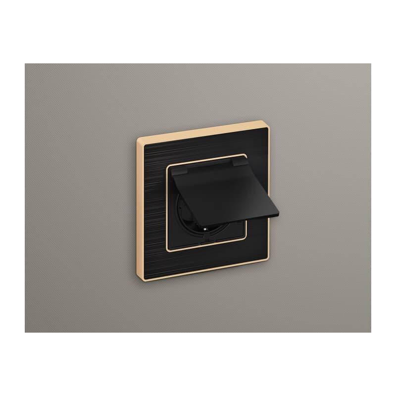 Комплект механизма электрической розетки ALFA Черный матовый с/з с шторками и крышкой IP44 QUANT (AP8080, VM141)