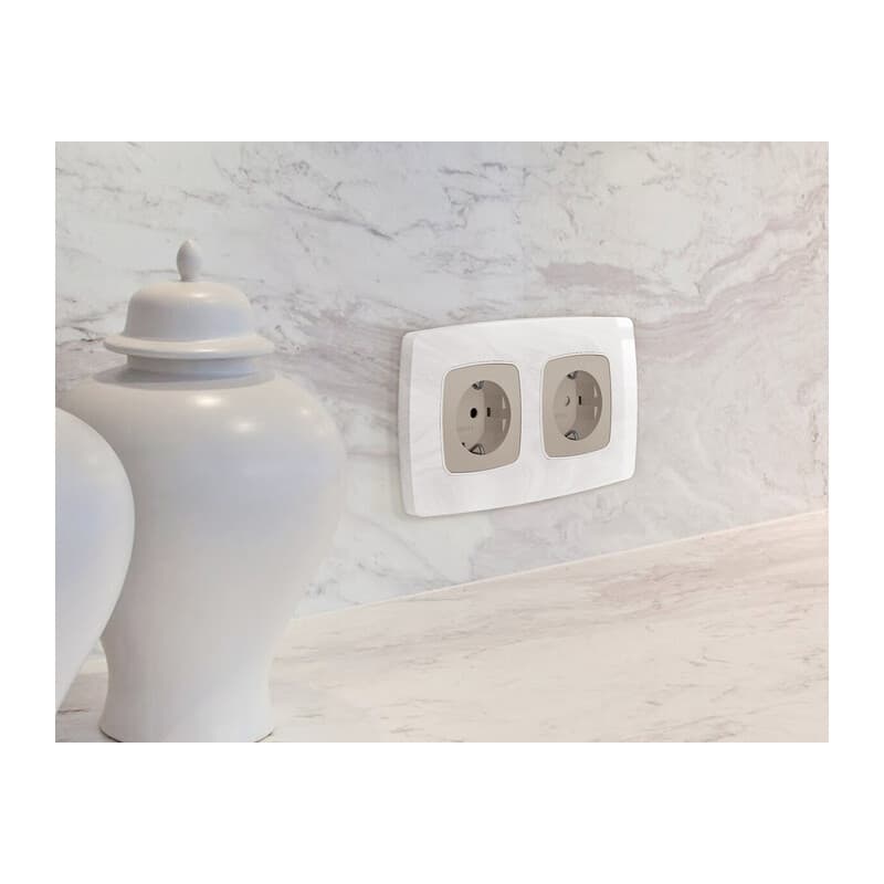 Рамка OMEGA Opera (Белый мрамор) 4-ая