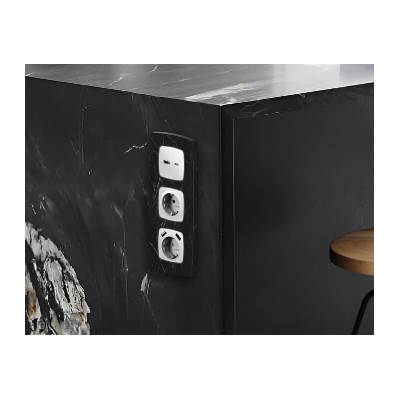 Рамка OMEGA Opera (Черный мрамор) 3-ая