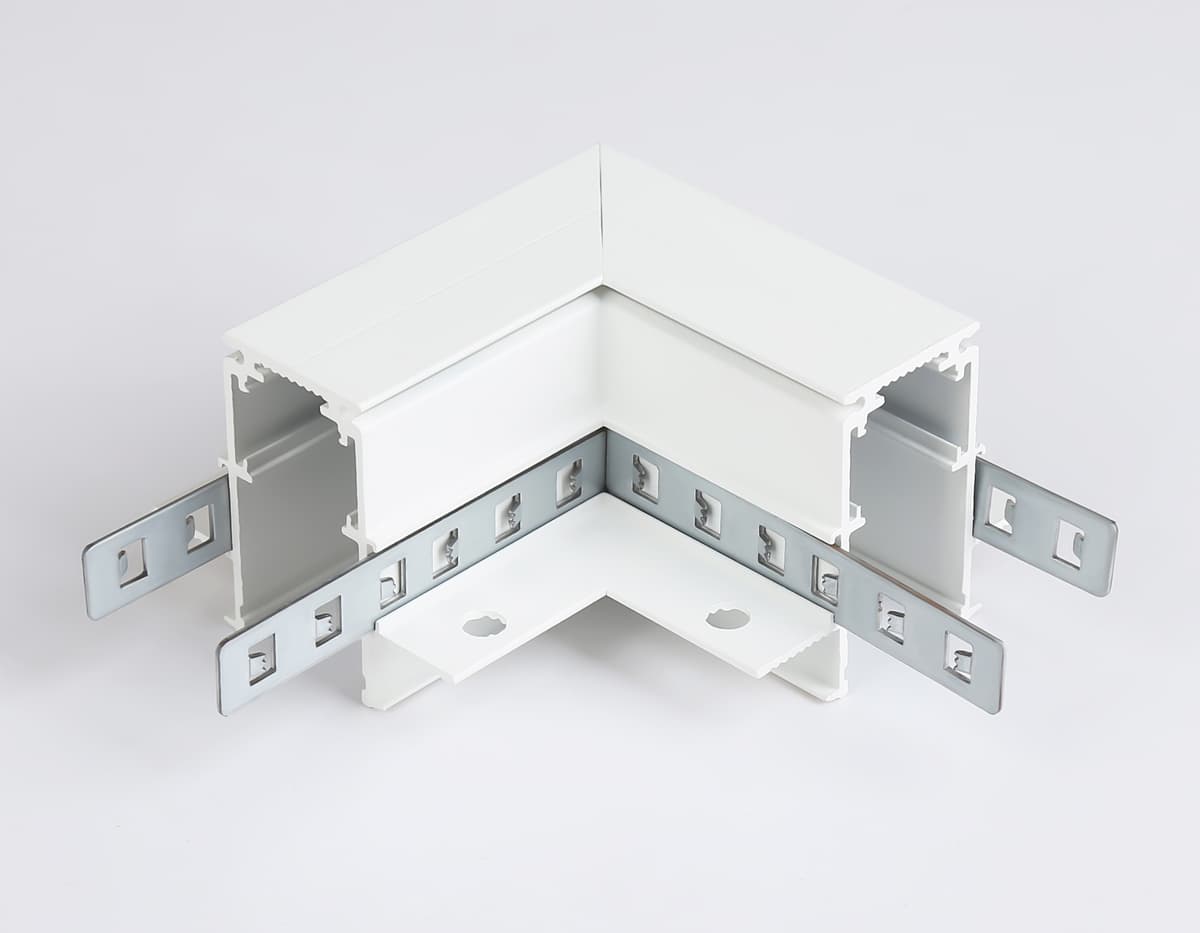 GL3352 WH белый коннектор угловой встраиваемый 85*85*H46.8