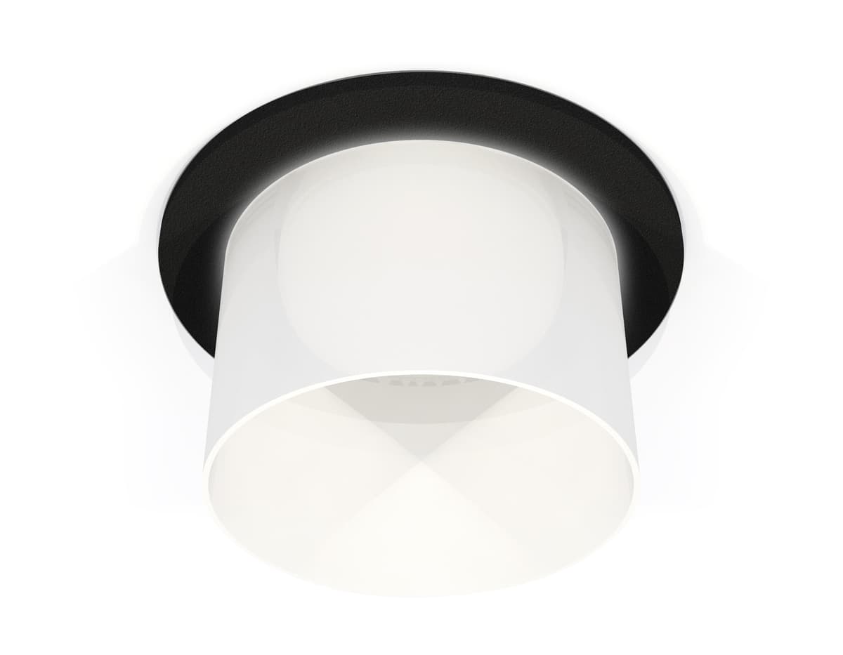 XC6513067 SBK/FR черный песок/белый матовый MR16 GU5.3 (C6513, N6252)