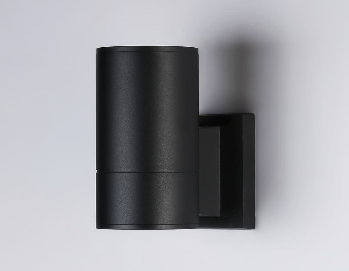 ST2911 BK черный IP54 E27 max 40W 160*90*155