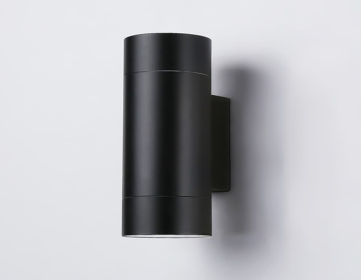 ST3304/2 BK черный IP54 GX53/2 max 15W 205*90*140