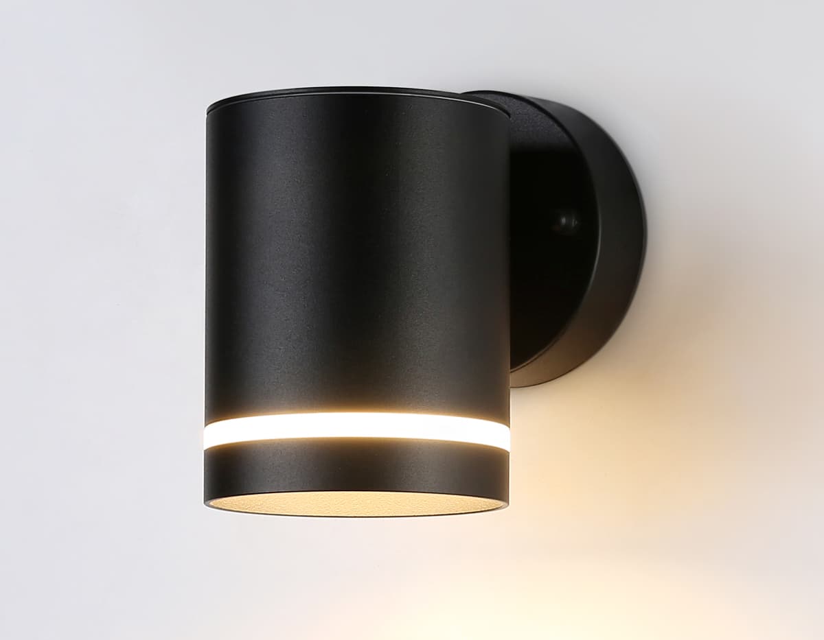 ST3327 BK черный IP54 GX53 max 15W 110*85*125