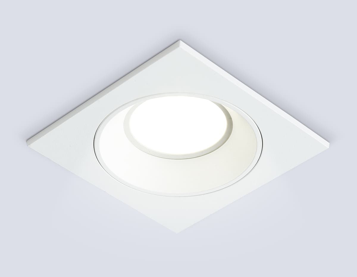 A8924 WH белый MR16 GU5.3 92*92*24