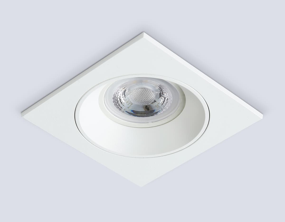 A8924 WH белый MR16 GU5.3 92*92*24